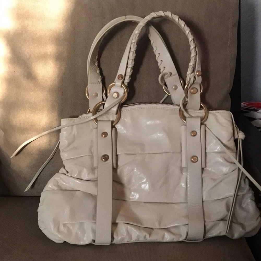 Crème handbag.